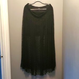 Torrid Black midi skirt with polka dot mesh/tulle